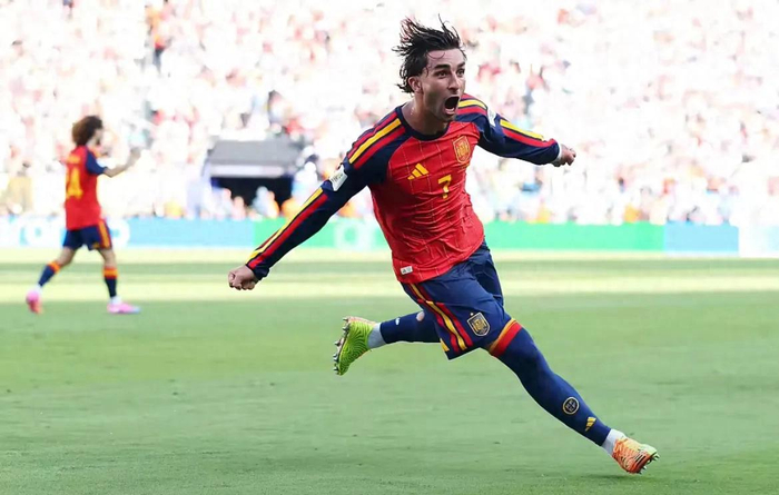 随着西班牙1-0！产生三大不争事实！不是恩佐，最大战犯是他！